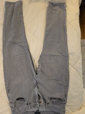 Men's Light Gray Slim Jeans